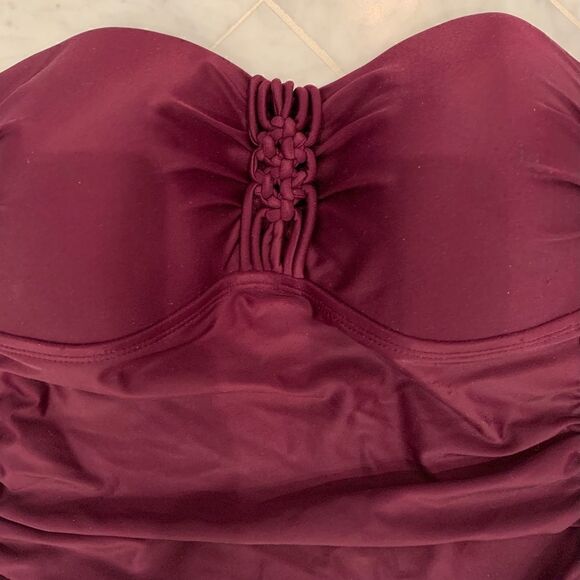 Merona Target brand one piece Swim Suit - S “host pick” !!! - Picture 9 of 9